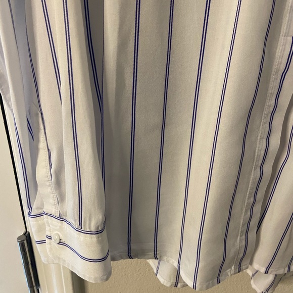 Rails: Hayden Button Down Shirt (White&Blue) - Picture 12 of 14